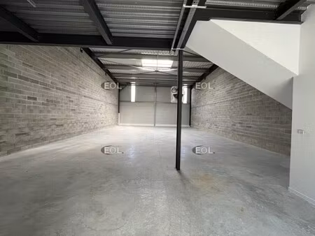 location local d’activités les mureaux 78130 295m²