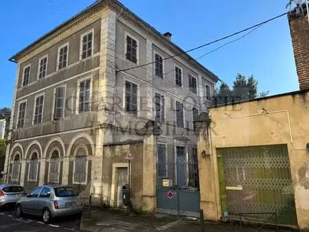 maison de luxe de 28 pièces en vente à cahors  france