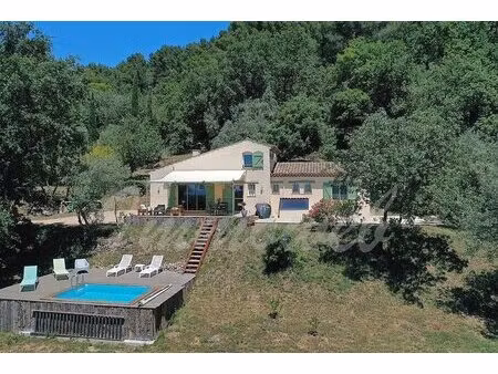 fayence – maison avec vue exceptionnelle  garage indépendant et terrain clos de 10 995 m²