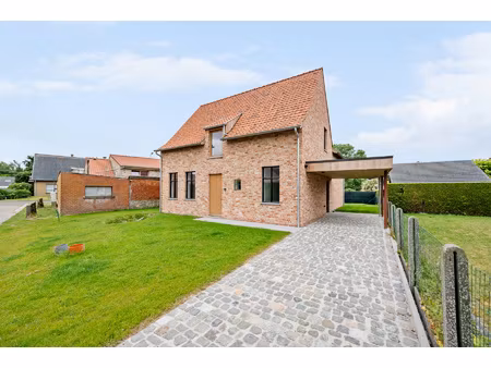 huis te koop in kortemark met 4 slaapkamers