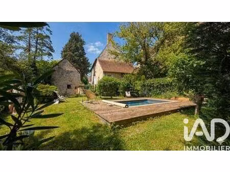 vente maison piscine à mehun-sur-yèvre (18500) : à vendre piscine / 400m² mehun-sur-yèvre
