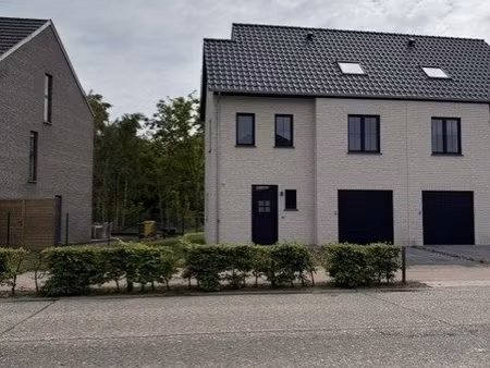 huis te koop in mol met 4 slaapkamers