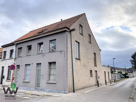 appartement te huur in eeklo met 2 slaapkamers