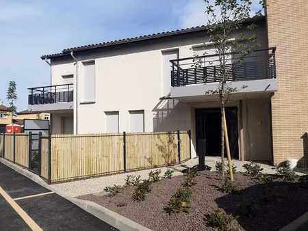 location appartement 3 pièces 61 m² à frouzins (31270)