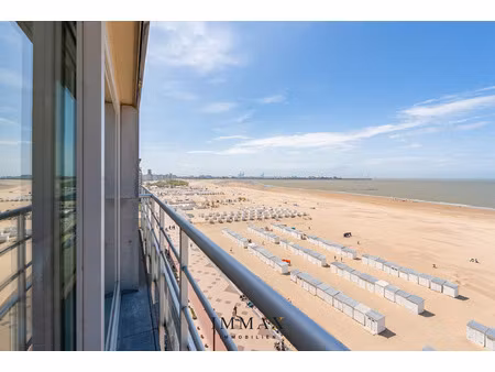 appartement te koop in knokke-heist met 2 slaapkamers