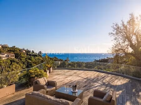 les issambres  villa avec vue mer panoramique  piscine et appart