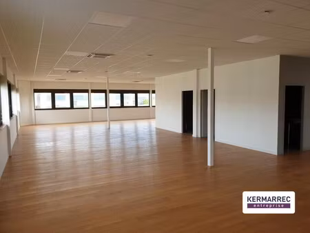 location bureaux 150 m²