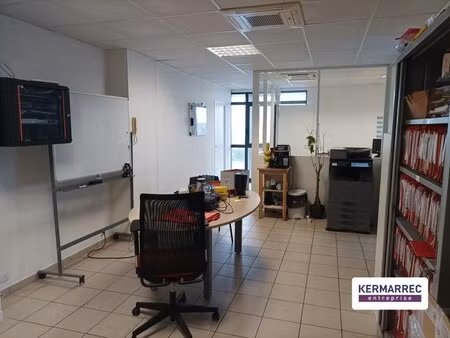 location bureaux 87 m²