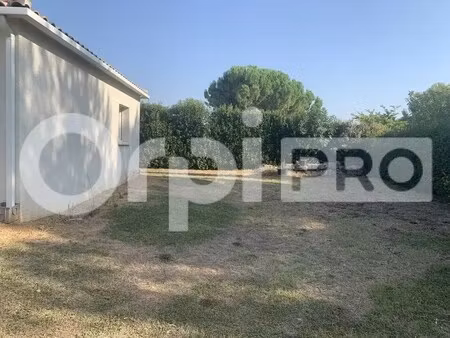 location entrepôt lunel 34400 180m²