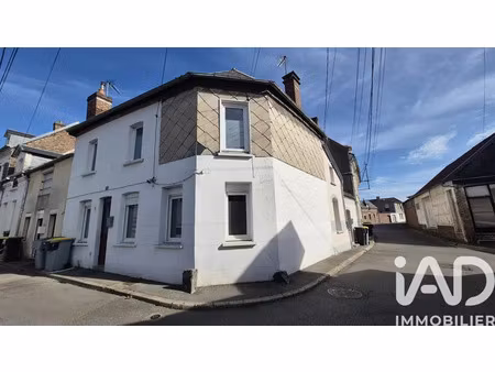 maison de ville à doullens (80600)