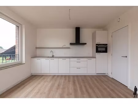 appartement te koop in rijkevorsel met 3 slaapkamers