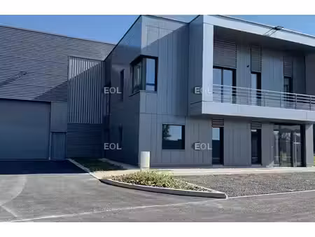 location local d’activités courtry 77181 700m²