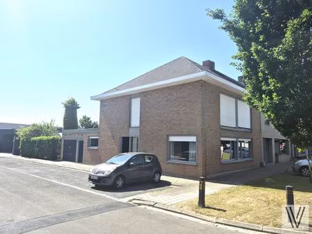 huis te koop in izegem met 3 slaapkamers
