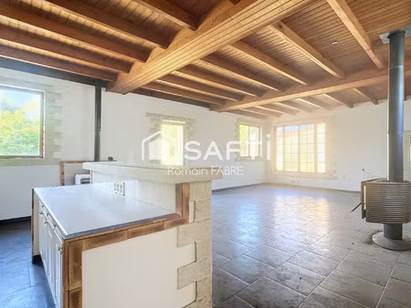 vente maison 4 pièces 112 m² saint-yzan-de-soudiac (33920)