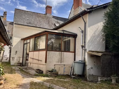 maison de village à longué-jumelles (49160)