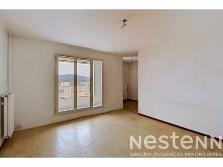 appartement draguignan - t2 de 54m² avec ascenseur et balcon