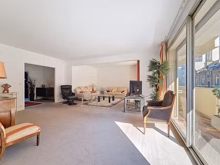 vente appartement 6 pièces 137m2 reims 51100 - 450000 € - surface privée