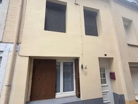vente maison 4 pièces 67 m² à bolbec (76210)  93 000 €
