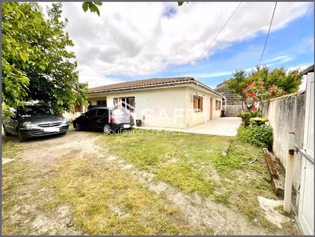 vente maison 5 pièces 140 m² pauillac (33250)