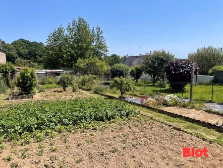 achat terrain 650m² fougeres 35300