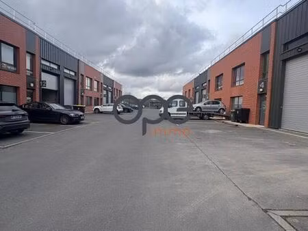 location local d’activités groslay 95410 131m²
