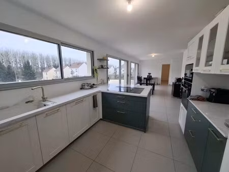 maison 185m² de 2024 terrain 1694 m²