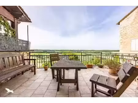 vente maison 5 pièces 130 m² à castelnau-de-montmiral (81140)  205 000 €