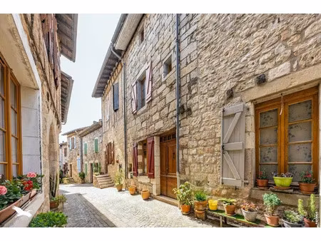 vente maison 5 pièces 130 m² à castelnau-de-montmiral (81140)  215 000 €