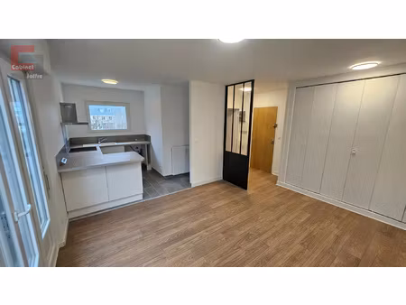 avon gare - 2p refait à neuf - une chambre  un séjour  une c