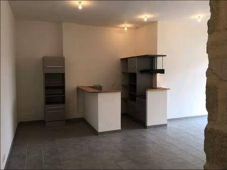 t3 avec terrasse