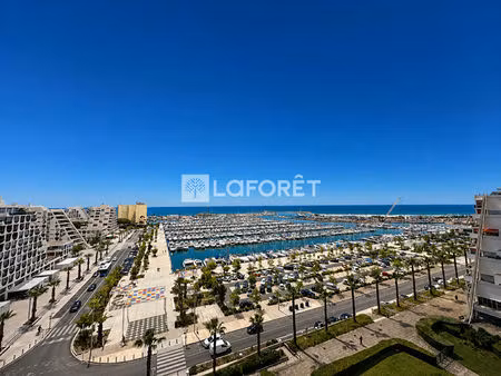 dernier étage - terrasse  vue mer  parking