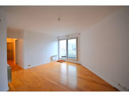 vente appartement 3 pièces  58.89m²  le kremlin
