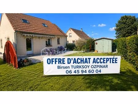 maison traditionnelle de 110 m² à sully-sur-loire