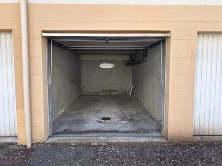 garage 17m2 anglet centre
