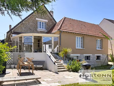 maison 7 pièces de 156 07 m2 avec sous sol total - sur pringy et proche centre ville