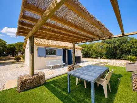 maison avec terrain arboré de 5 000 m² à vendre