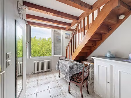 bail etudiant _ studio duplex de 25 m2 - biarritz
