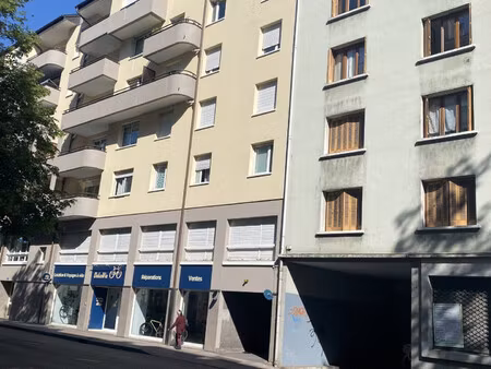 achat parking annecy 74000