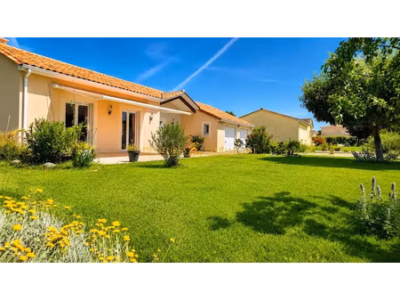 vente maison 6 pièces 133 m² à saint-yrieix-sur-charente (16710)  317 000 €