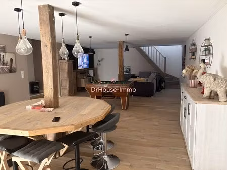 charmante maison de 5 pièces avec piscine dans le pittoresque village de bonnes