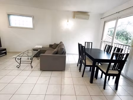 appartement t3 avec 2 chambres à saint-félix-de-rieutord