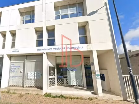 location bureaux 112 m²
