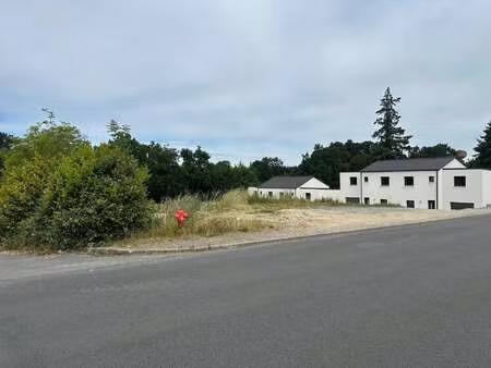vente terrain à bressuire (79300) : à vendre / 1264m² bressuire