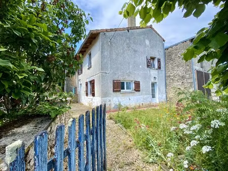 maison de hameau avec joli espace extérieur