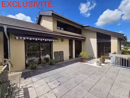 vente maison 5 pièces 154 m² à saint-lupicin (39170)  299 000 €