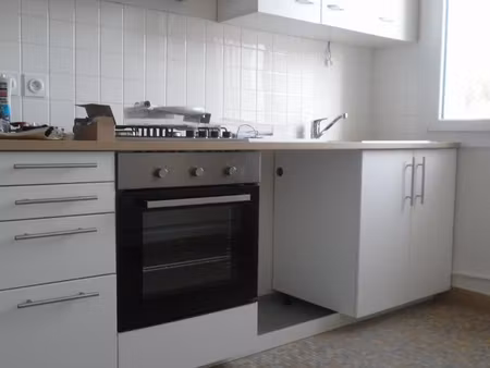 a louer - bourges - appartement de 68.22 m2 avec balcon  par