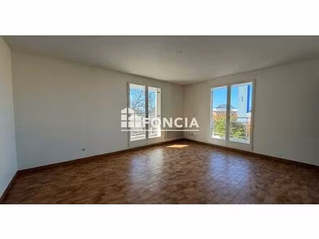 t4 avec balcon  garage et cave – quartier monplaisir  valence