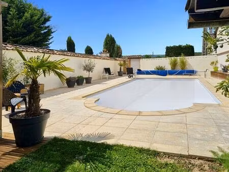 maison les cheres 8 pièces 220 m2  garage  piscine