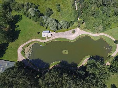 étang de pêche empoissonné sur 2 2 hectares