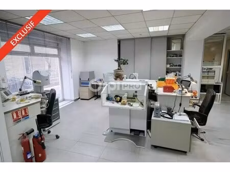 vente commerce nantes 44000 78m²